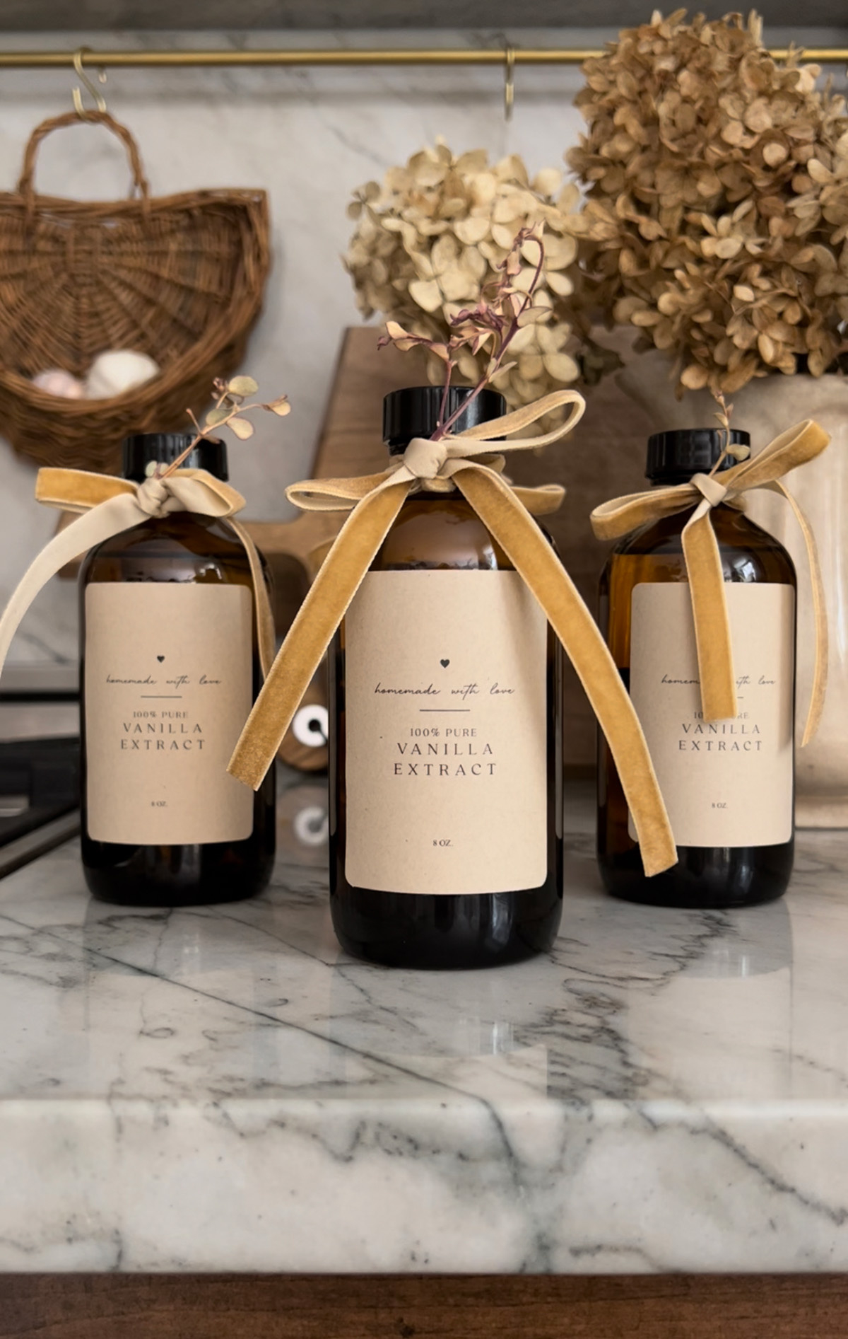 Homemade Vanilla Extract: 2 Ingredient Recipe + Free Printable for Vanilla Extract Label Printable